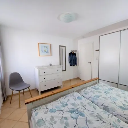 - Steuck Apartment